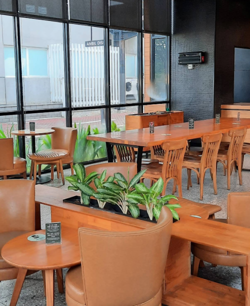 Starbucks Bez Gading Serpong, Stand Alone Retail | We provide Indonesia infrastructure map on various property sectors and data. Access property listings, infrastructure developments, news, and valuable transaction data for informed decisions.