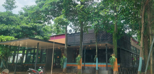 Solaria SouthCity Pamulang, Stand Alone Retail | We provide Indonesia infrastructure map on various property sectors and data. Access property listings, infrastructure developments, news, and valuable transaction data for informed decisions.