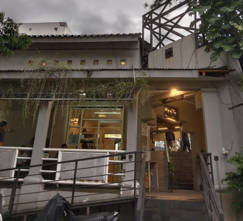 Toko Kopi Tuku BSD, Stand Alone Retail | We provide Indonesia infrastructure map on various property sectors and data. Access property listings, infrastructure developments, news, and valuable transaction data for informed decisions.