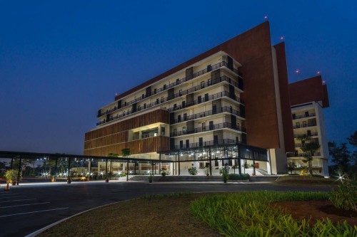 Atma Jaya University Campus BSD, University | We provide Indonesia infrastructure map on various property sectors and data. Access property listings, infrastructure developments, news, and valuable transaction data for informed decisions.