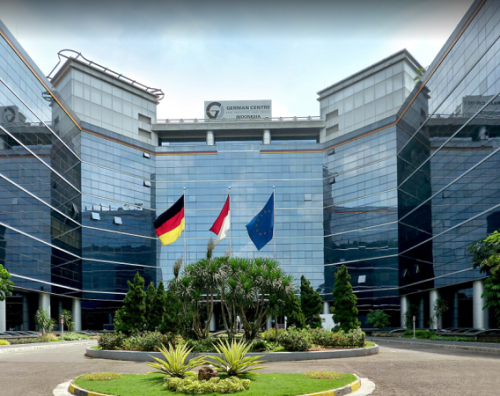 Swiss German University, University | We provide Indonesia infrastructure map on various property sectors and data. Access property listings, infrastructure developments, news, and valuable transaction data for informed decisions.