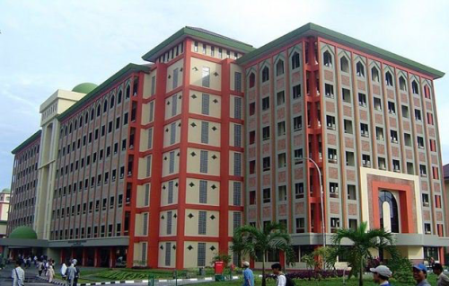 Syarif Hidayatullah Islamic State University Jakarta, University | We provide Indonesia infrastructure map on various property sectors and data. Access property listings, infrastructure developments, news, and valuable transaction data for informed decisions.