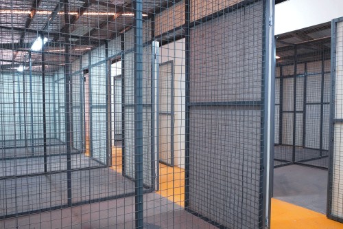 Storaza Warehouse berlokasi di Jl. Daan Mogot Raya, Kecamatan Batuceper, Kota Tangerang, Provinsi Banten. Warehouse ini dikembangkan oleh PT Storaza. Warehouse...