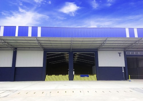 Waringin Warehouse Kosambi Permai berlokasi di Jl. Raya Prancis, Kecamatan Kosambi, Kabupaten Tangerang, Provinsi Banten. Warehouse ini dikembangkan oleh Waring...