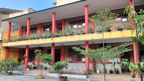 Rom Catholic 1 Elementary School, Private School | We provide Indonesia infrastructure map on various property sectors and data. Access property listings, infrastructure developments, news, and valuable transaction data for informed decisions.