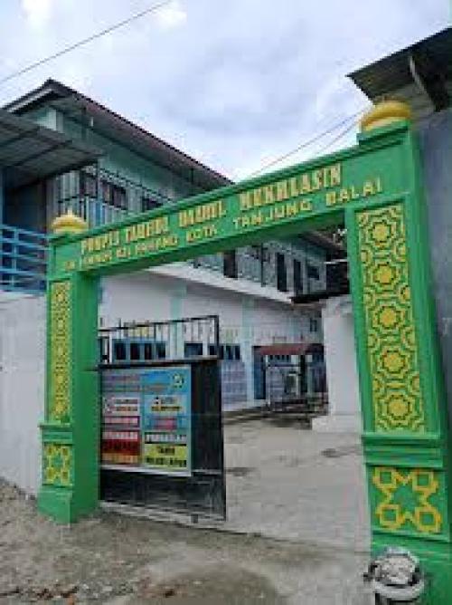 Tahfidz Daarul Mukhlasin Junior High School Boarding School, Private School | We provide Indonesia infrastructure map on various property sectors and data. Access property listings, infrastructure developments, news, and valuable transaction data for informed decisions.