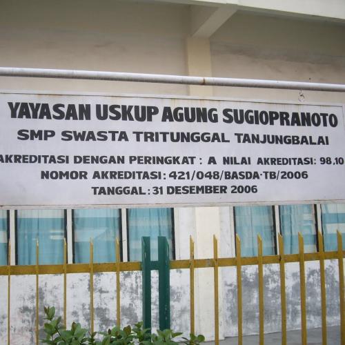 Tritunggal Junior High School, Private School | We provide Indonesia infrastructure map on various property sectors and data. Access property listings, infrastructure developments, news, and valuable transaction data for informed decisions.