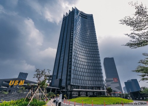 Alfa Tower berlokasi di Kecamatan Pinang, Kota Tangerang, Provinsi Banten. Gedung dengan 30 lantai ini rampung dibangun pada tahun 2018 dengan memiliki total lu...