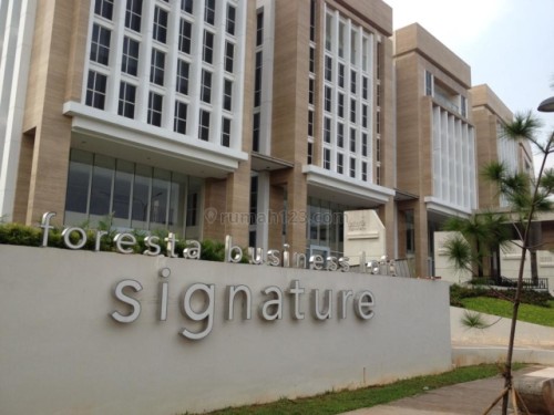 Completed office rent lease, sewa kantor, Sinarmasland | We provide Indonesia infrastructure map on various property sectors and data. Access property listings, infrastructure developments, news, and valuable transaction data for informed decisions.