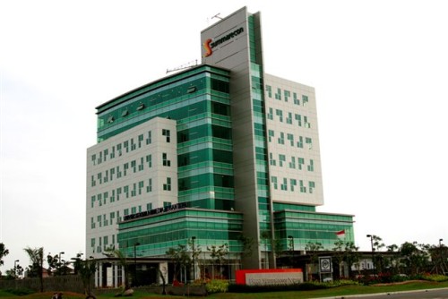 Plaza Summarecon Serpong berlokasi di Kecamatan Kelapa Dua, Kabupaten Tangerang, Provinsi Banten. Gedung dengan 8 lantai ini rampung dibangun pada tahun 2008 de...