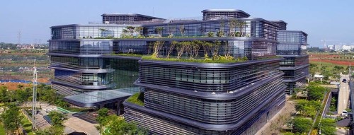 Grha Unilever BSD City berlokasi di  Jl. BSD Grand Boulevard Cisauk, Kabupaten Tangerang, Bekasi. Grha Unilever BSD City ini didirikan pada tahun 2015 oleh PT U...