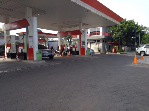 SPBU Pertamina 34.151.18, Gas Station | We provide Indonesia infrastructure map on various property sectors and data. Access property listings, infrastructure developments, news, and valuable transaction data for informed decisions.