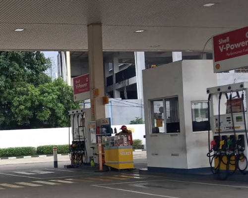 SPBU Shell Alam Sutera, Gas Station | We provide Indonesia infrastructure map on various property sectors and data. Access property listings, infrastructure developments, news, and valuable transaction data for informed decisions.