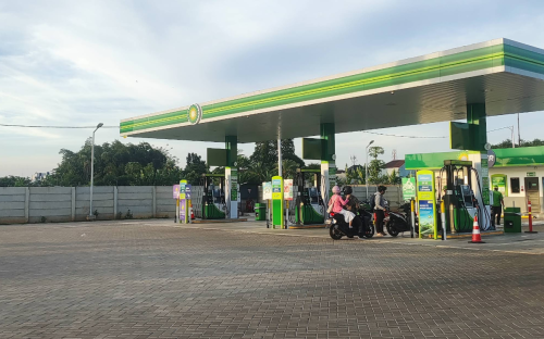 SPBU BP Pondok Cabe, Gas Station | We provide Indonesia infrastructure map on various property sectors and data. Access property listings, infrastructure developments, news, and valuable transaction data for informed decisions.