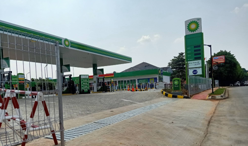 SPBU BP Graha Raya Silktown, Gas Station | We provide Indonesia infrastructure map on various property sectors and data. Access property listings, infrastructure developments, news, and valuable transaction data for informed decisions.