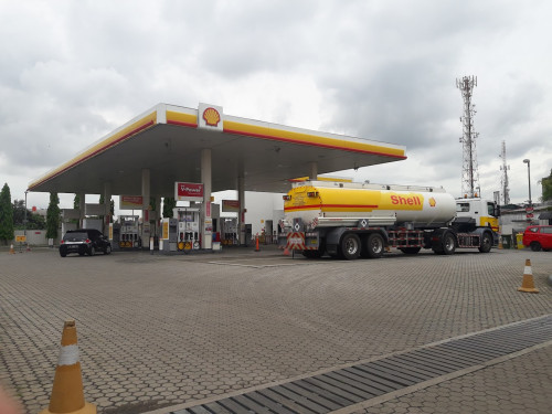 SPBU Shell Serpong 1, Gas Station | We provide Indonesia infrastructure map on various property sectors and data. Access property listings, infrastructure developments, news, and valuable transaction data for informed decisions.