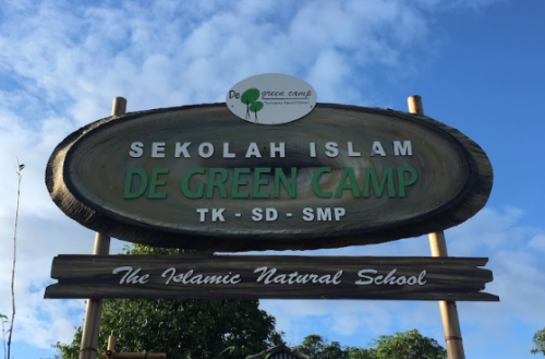 De Green Camp Primary School, Private School | We provide Indonesia infrastructure map on various property sectors and data. Access property listings, infrastructure developments, news, and valuable transaction data for informed decisions.