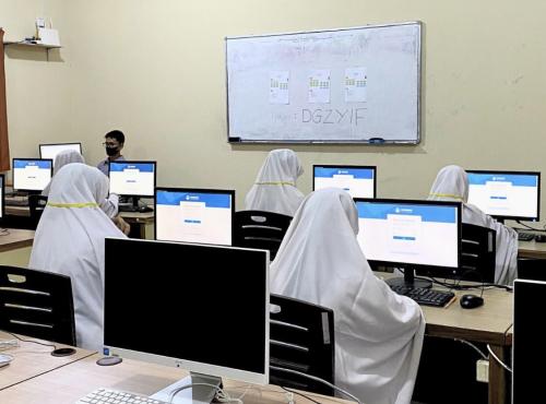 De Green Camp Senior High School, Private School | We provide Indonesia infrastructure map on various property sectors and data. Access property listings, infrastructure developments, news, and valuable transaction data for informed decisions.