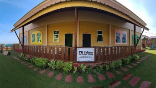 De Green Camp Kindergarten, Private School | We provide Indonesia infrastructure map on various property sectors and data. Access property listings, infrastructure developments, news, and valuable transaction data for informed decisions.