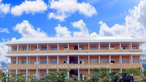 Miftahul Ulum Institute of Islam Tanjung Pinang, University | We provide Indonesia infrastructure map on various property sectors and data. Access property listings, infrastructure developments, news, and valuable transaction data for informed decisions.