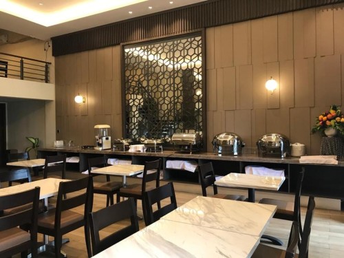 Completed hotel | We provide Indonesia infrastructure map on various property sectors and data. Access property listings, infrastructure developments, news, and valuable transaction data for informed decisions.