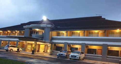 Completed hotel | We provide Indonesia infrastructure map on various property sectors and data. Access property listings, infrastructure developments, news, and valuable transaction data for informed decisions.