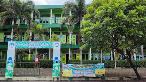 Al Azhar 33 Islamic Primary School, Private School | We provide Indonesia infrastructure map on various property sectors and data. Access property listings, infrastructure developments, news, and valuable transaction data for informed decisions.