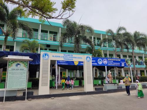 Al Azhar 33 Islamic Kindergarten, Private School | We provide Indonesia infrastructure map on various property sectors and data. Access property listings, infrastructure developments, news, and valuable transaction data for informed decisions.