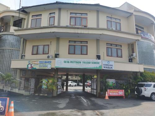 Al Muttaqin Primary School, Private School | We provide Indonesia infrastructure map on various property sectors and data. Access property listings, infrastructure developments, news, and valuable transaction data for informed decisions.