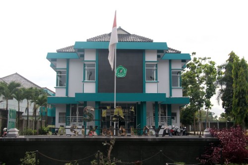 Tasikmalaya Islamic Institute, University | We provide Indonesia infrastructure map on various property sectors and data. Access property listings, infrastructure developments, news, and valuable transaction data for informed decisions.