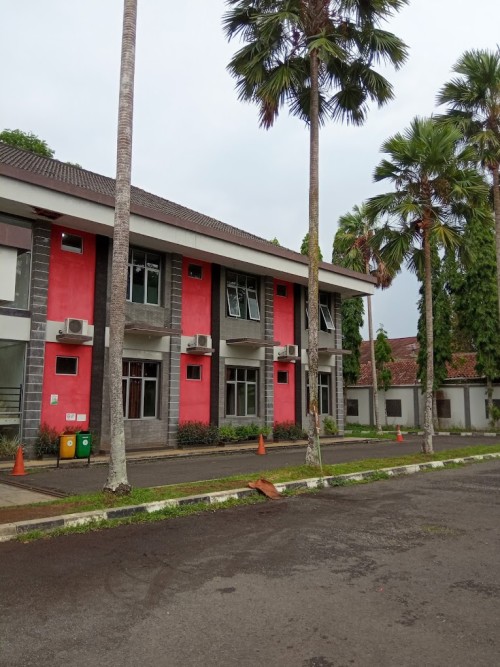 Hj.Siti Munawaroh Islamic General Hospital, Hospital | We provide Indonesia infrastructure map on various property sectors and data. Access property listings, infrastructure developments, news, and valuable transaction data for informed decisions.