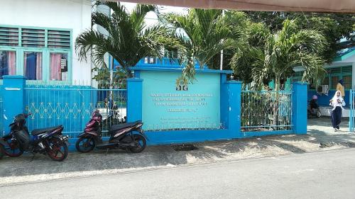 Muhammadiyah 1 Junior High School, Private School | We provide Indonesia infrastructure map on various property sectors and data. Access property listings, infrastructure developments, news, and valuable transaction data for informed decisions.