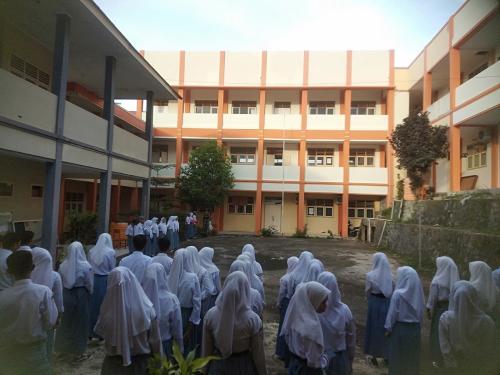 Pembangunan Vocational High School, Private School | We provide Indonesia infrastructure map on various property sectors and data. Access property listings, infrastructure developments, news, and valuable transaction data for informed decisions.