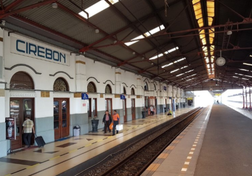 Cirebon Station, Intercity Station | We provide Indonesia infrastructure map on various property sectors and data. Access property listings, infrastructure developments, news, and valuable transaction data for informed decisions.