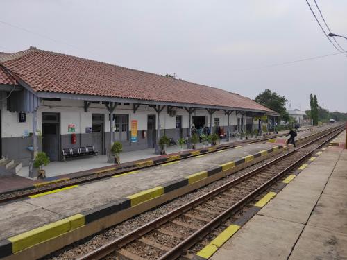 Pegaden Baru Station, Intercity Station | We provide Indonesia infrastructure map on various property sectors and data. Access property listings, infrastructure developments, news, and valuable transaction data for informed decisions.