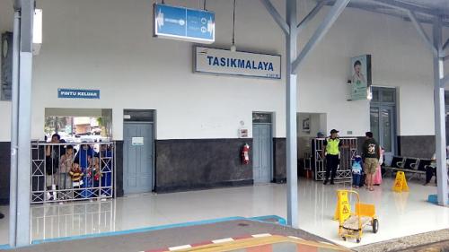 Tasikmalaya Station, Intercity Station | We provide Indonesia infrastructure map on various property sectors and data. Access property listings, infrastructure developments, news, and valuable transaction data for informed decisions.