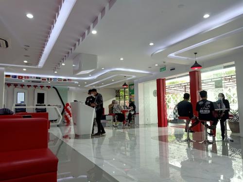 DC NeuCentrIX Kota Baru, Data Center | We provide Indonesia infrastructure map on various property sectors and data. Access property listings, infrastructure developments, news, and valuable transaction data for informed decisions.