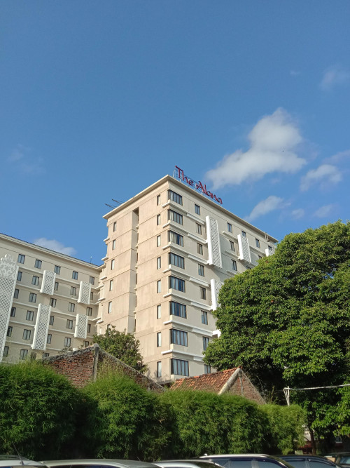 Completed hotel, Archipelago International | We provide Indonesia infrastructure map on various property sectors and data. Access property listings, infrastructure developments, news, and valuable transaction data for informed decisions.