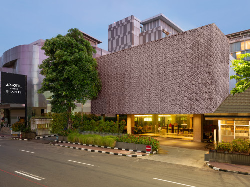Completed hotel, ARTOTEL Group | We provide Indonesia infrastructure map on various property sectors and data. Access property listings, infrastructure developments, news, and valuable transaction data for informed decisions.