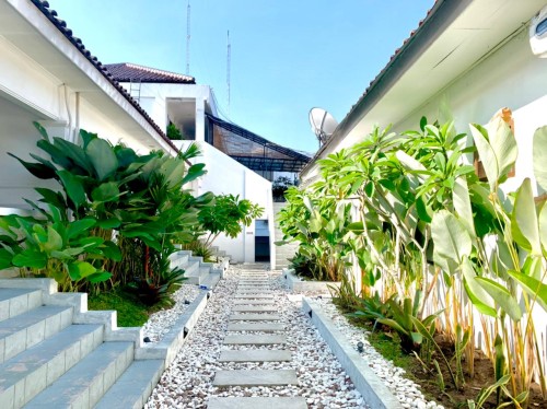 Completed hotel, Azana Hotels & Resorts | We provide Indonesia infrastructure map on various property sectors and data. Access property listings, infrastructure developments, news, and valuable transaction data for informed decisions.