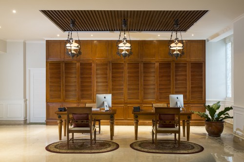 Completed hotel, PT DMS Propertindo Tbk | We provide Indonesia infrastructure map on various property sectors and data. Access property listings, infrastructure developments, news, and valuable transaction data for informed decisions.