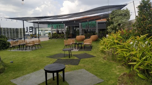 Completed hotel, Accors Hotels International | We provide Indonesia infrastructure map on various property sectors and data. Access property listings, infrastructure developments, news, and valuable transaction data for informed decisions.