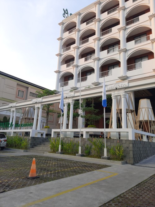Completed hotel, PT Patra Jasa | We provide Indonesia infrastructure map on various property sectors and data. Access property listings, infrastructure developments, news, and valuable transaction data for informed decisions.