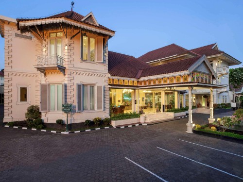 Completed hotel, Accors Hotels International | We provide Indonesia infrastructure map on various property sectors and data. Access property listings, infrastructure developments, news, and valuable transaction data for informed decisions.