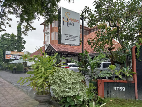 Completed hotel, Urban Hotel Indonesia | We provide Indonesia infrastructure map on various property sectors and data. Access property listings, infrastructure developments, news, and valuable transaction data for informed decisions.