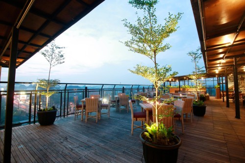 Completed hotel, Yellow Star Group | We provide Indonesia infrastructure map on various property sectors and data. Access property listings, infrastructure developments, news, and valuable transaction data for informed decisions.