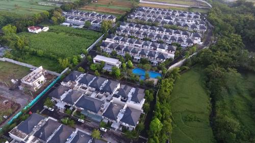 Bale Mulia Residence, residential commercial for lease sale, dijual disewakan, PT Formula Land | We provide Indonesia infrastructure map on various property sectors and data. Access property listings, infrastructure developments, news, and valuable transaction data for informed decisions.