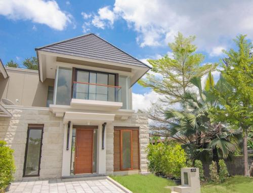 CitraGrand Mutiara Yogyakarta, residential commercial for lease sale, dijual disewakan, PT Graha Terasama | We provide Indonesia infrastructure map on various property sectors and data. Access property listings, infrastructure developments, news, and valuable transaction data for informed decisions.