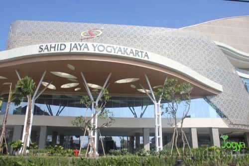 Sahid Yogya Lifestyle City, Leased Retail, Sahid Inti Dinamika | We provide Indonesia infrastructure map on various property sectors and data. Access property listings, infrastructure developments, news, and valuable transaction data for informed decisions.