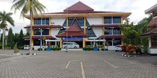 Mercu Buana University Yogyakarta, University | We provide Indonesia infrastructure map on various property sectors and data. Access property listings, infrastructure developments, news, and valuable transaction data for informed decisions.